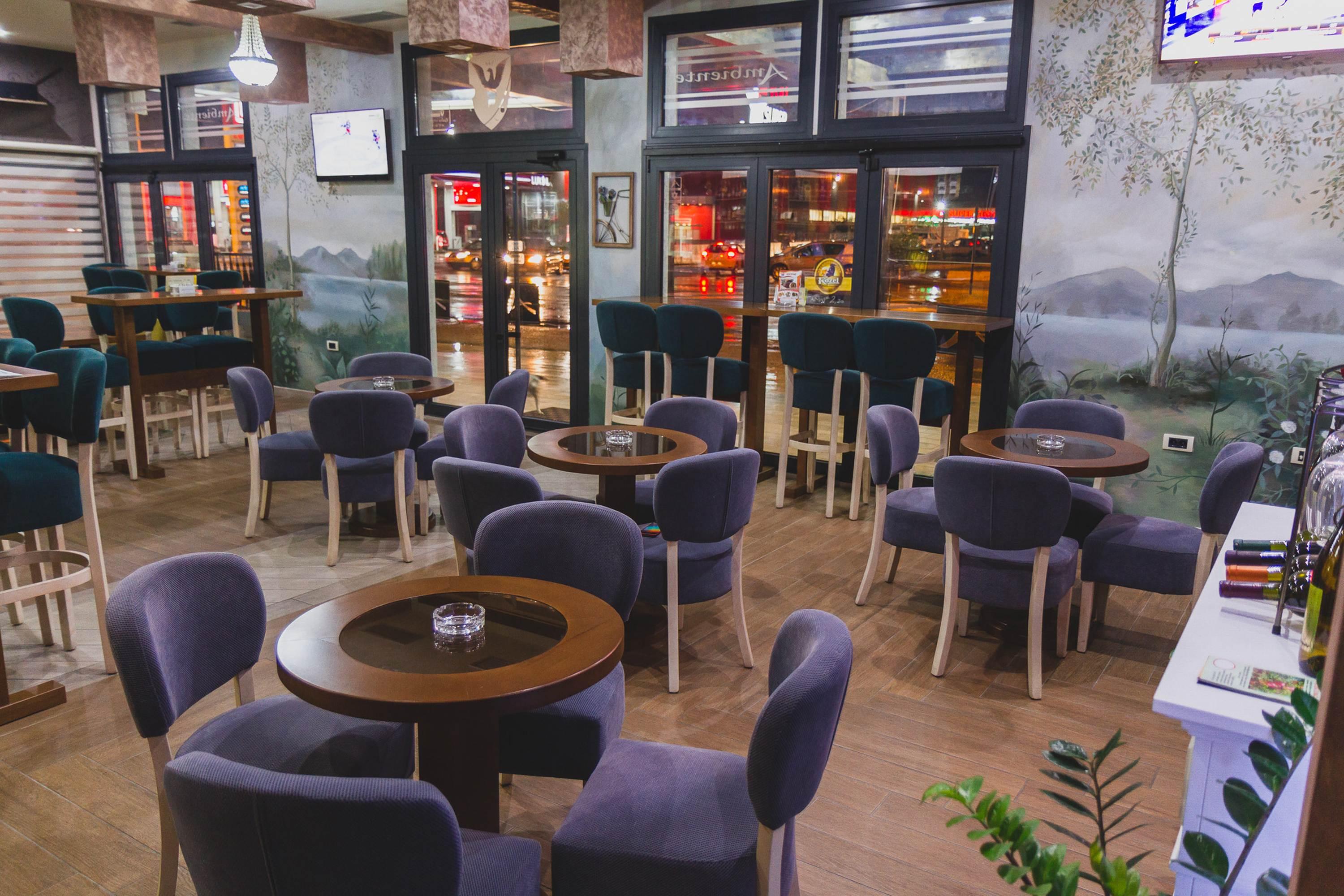 Hotel Ambiente Подгорица Екстериор снимка